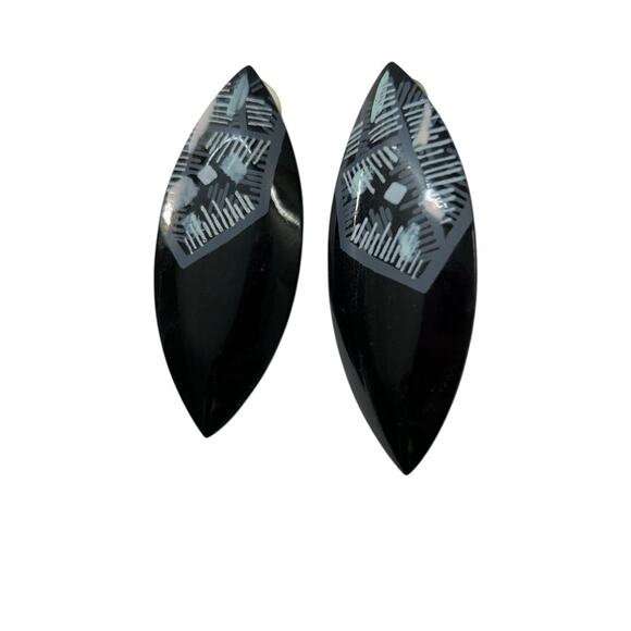 1980s Metal Lightweight Earrings Black Painted 2.5 Inches Post Pierced - Picture 3 of 5
